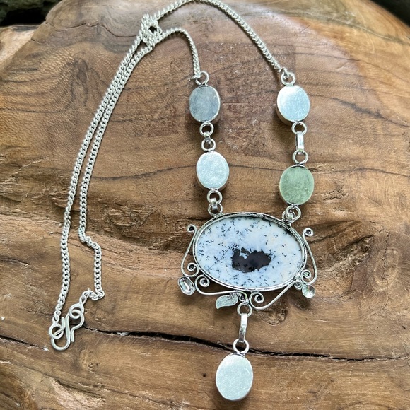 Dendritic opal & moonstone necklace - Picture 7 of 10
